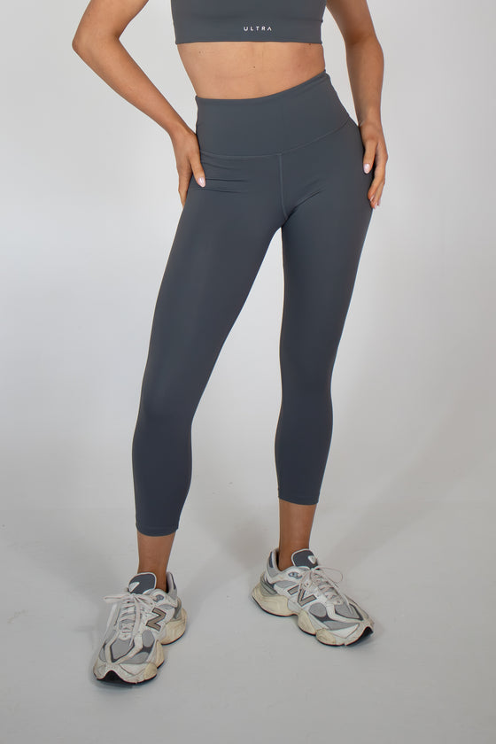 Essentia Leggings - Charcoal