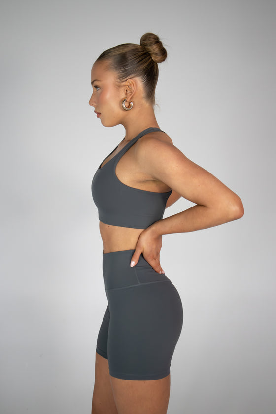 Essentia Shorts - Charcoal