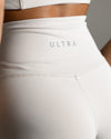 Essentia Shorts - Ivory