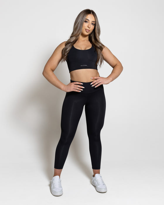 Essentia Crop - Black